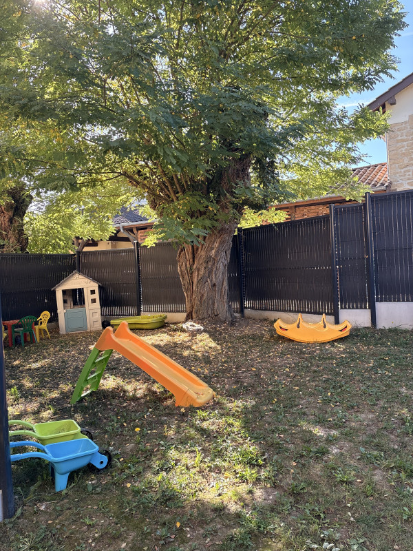 Micro-crèche La Passerelle des Chérubins à Mézériat dans l'Ain